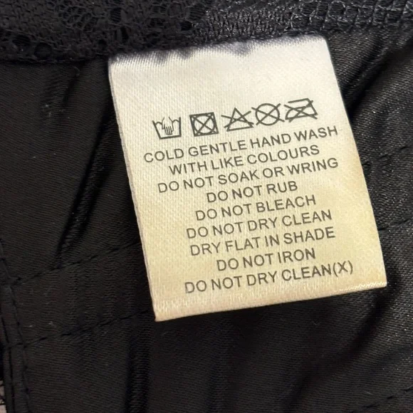 Meshki Black Lace Corset Top with black solid front panel Size XS - Picture 15 of 15